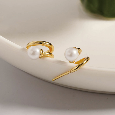 法式浪漫雙線條珍珠鏤空 耳針耳環[純銀]